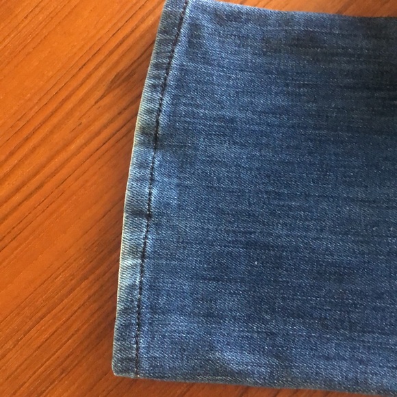 7 For All Mankind - Picture 4 of 12